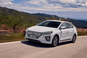 a3a8203b-2020-hyundai-ioniq-electric-12