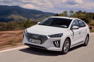 a48015a9-2020-hyundai-ioniq-hybrid-10