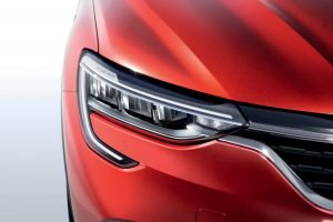 b924ae97-2020-renault-arkana-russia-17