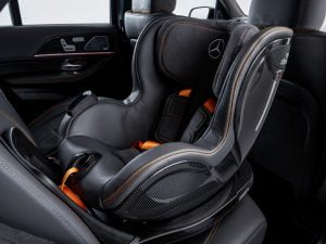 ef2b5e06-mercedes-experimental-safety-vehicle-34