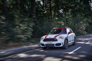 f27d607b-mini-jcw-countryman-3