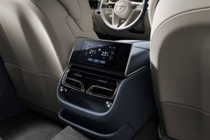 0106ec82-2020-bentley-flying-spur-10