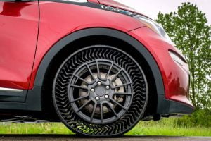 036f3af0-gm-and-michelin-airless-tires-1