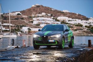 59e0d3b4-alfa-romeo-stelvio-quadrifoglio-2019-gumball-3000-11