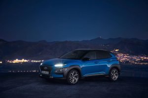 5eef611e-2020-hyundai-kona-hybrid-10