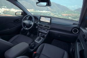 5f3ab5a0-2020-hyundai-kona-hybrid-15