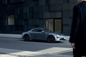 7bb1ddae-2019-alpine-a110s-6