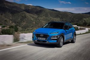 8bca28a3-2020-hyundai-kona-hybrid-5