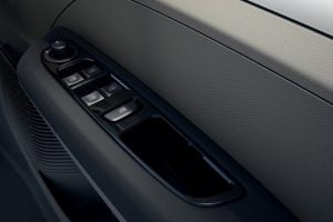 dff0daba-2020-renault-triber-16