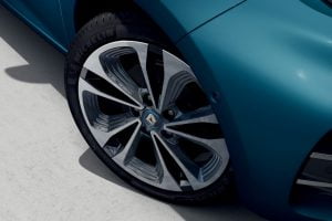 e75ffe17-2020-renault-zoe-8