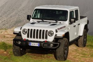 06efdfff-2020-jeep-gladiator-europe-27