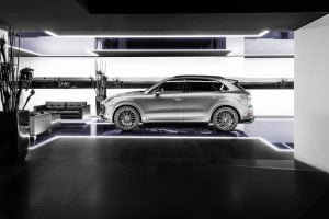 23879c12-2018-porsche-cayenne-tuning-techart-12