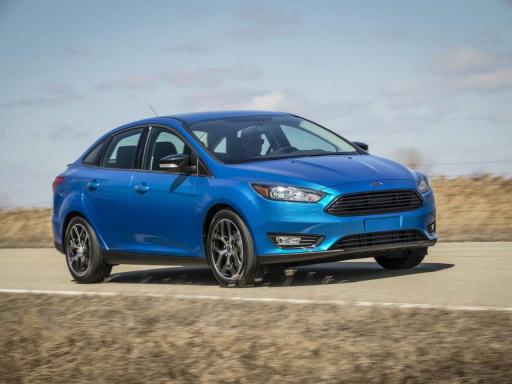 29aff905-2018-ford-focus-sedan-2