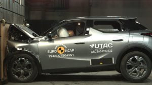 32c77271-ds3-crossback-euro-ncap-6