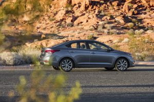 35fc94df-2020-hyundai-accent-42