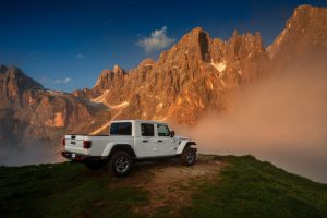 36b80aec-2020-jeep-gladiator-europe-12