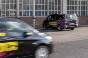 39dc7c9e-2020-mercedes-benz-evito-tourer-3