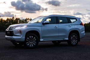 39f156ee-2020-mitsubishi-pajero-sport-18