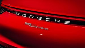 3cde54a4-2020-porsche-911-3