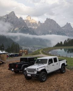 51e1f5e3-2020-jeep-gladiator-europe-2