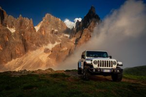 553c331d-2020-jeep-gladiator-europe-10