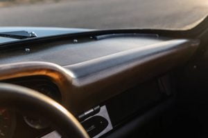 6e9e9daa-1968-emory-outlaw-porsche-911k-43