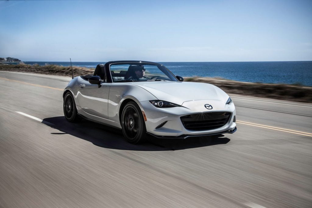 7f5f2042-2019-mazda-mx-5-1