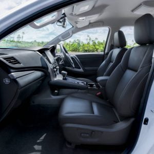 84c1feff-2020-mitsubishi-pajero-sport-6