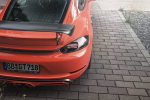 85fe3784-porsche-718-cayman-gt-package-by-techart-20