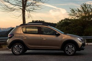 8ebc267f-2020-renault-stepway-7