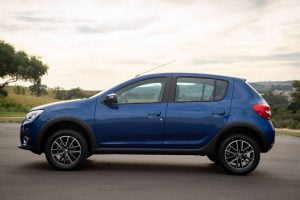 9182faa3-2020-renault-sandero-24