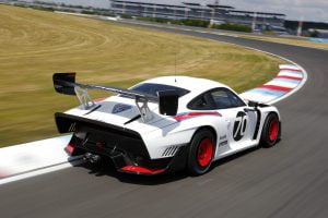 97372f3c-porsche-911-gt2-rs-clubsport-935-6