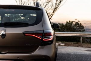 98254735-2020-renault-stepway-14