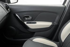 acf94958-2020-renault-stepway-30