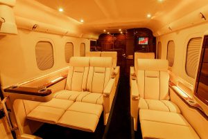 bfc93744-lexani-g-77-sky-master-based-on-ford-f-550-2
