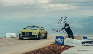 c9e7bb14-bentley-continental-gt-pikes-peak-record-1