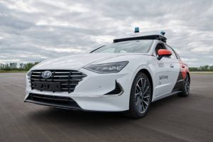 d0b5f78d-2020-hyundai-sonata-autonomous-vehicle-by-yandex-6