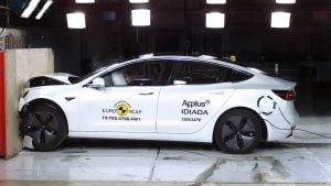 d21b0123-tesla-model-3-euro-ncap-8