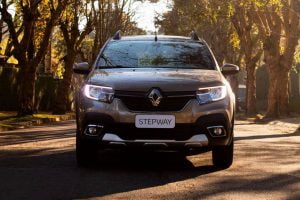 d7e6a35b-2020-renault-stepway-18