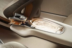 e54374c1-bentley-exp-100-gt-15