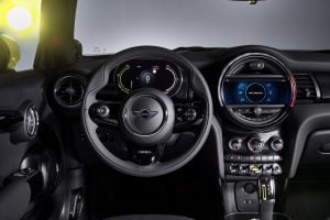 edbd5a68-2020-mini-cooper-se-launched-30