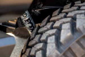 04572806-2020-rezvani-tank-10