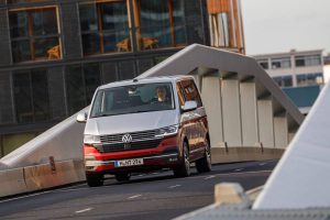 0702e57f-2020-vw-bulli-6.1-10