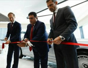 2168f25d-aurus-showroom-moscow-04