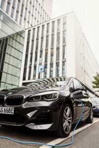 376bae81-2020-bmw-225xe-active-tourer-1