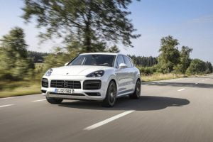 3aa46a9c-porsche-cayenne-turbo-s-e-hybrid-3