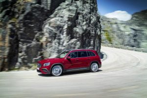 53c33596-2020-mercedes-amg-glb-35-8