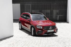8b913ed2-2020-mercedes-amg-glb-35-12