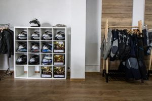 P90358820_highRes_motorcycle-hub-bucha