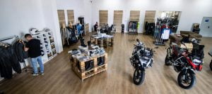 P90358831_highRes_motorcycle-hub-bucha